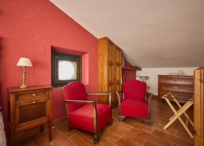 Loft El Roure, *